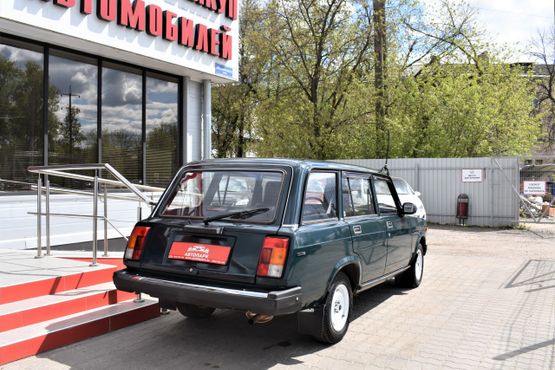 2104 автосалон. ВАЗ 2104 В Ярославле. ВАЗ 2104 зеленый сад. Автопарк 76 Ярославль.