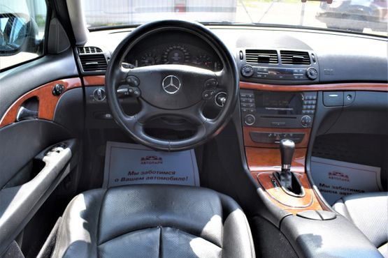 Mercedes-Benz E