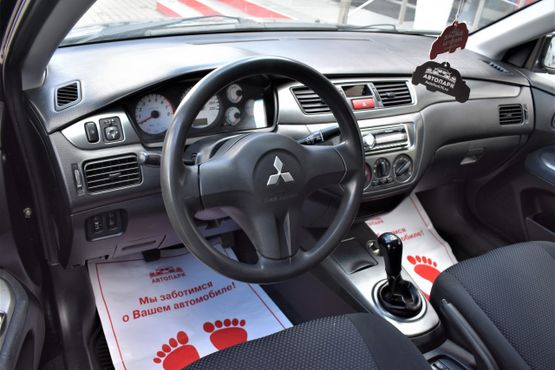 Mitsubishi Lancer